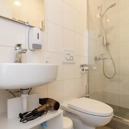 Apartment Hot Spot *